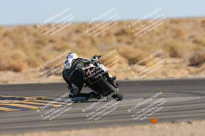 media/Dec-05-2024-Racers Edge (Thu) [[e102e0690b]]/2-A Group/Session 3 (Turn 16)/
